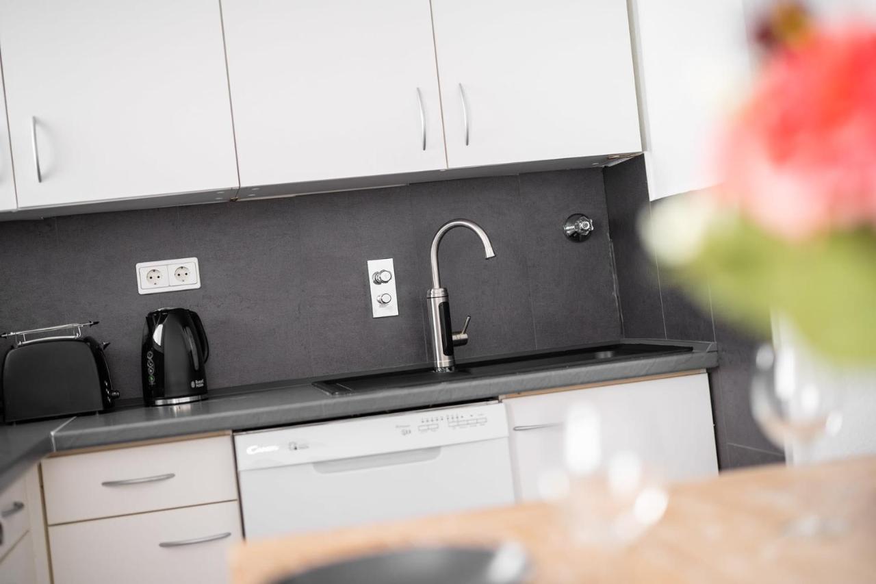 2 Bedroom Top Floor Apartment Direct On Marienplatz Munich Extérieur photo