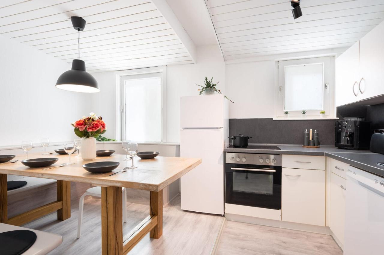 2 Bedroom Top Floor Apartment Direct On Marienplatz Munich Extérieur photo